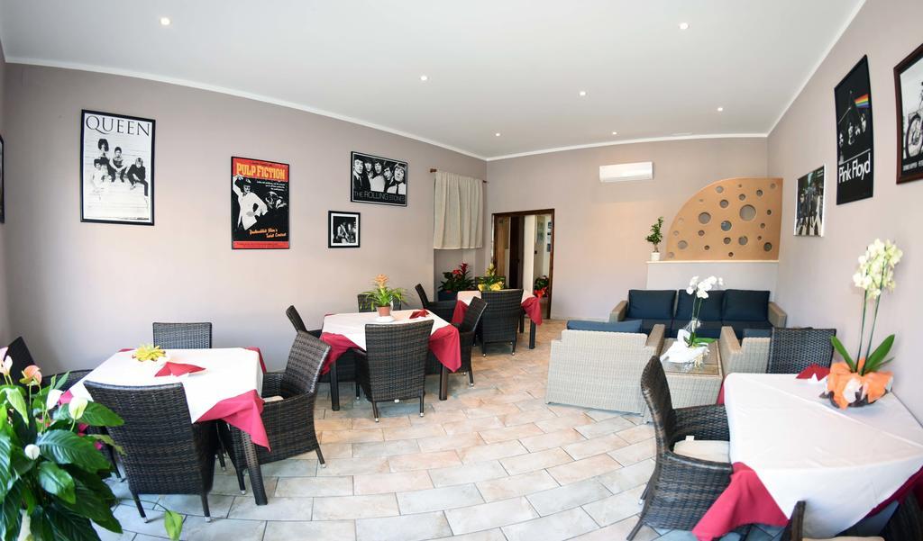 Albergo La Perla Orbetello Buitenkant foto